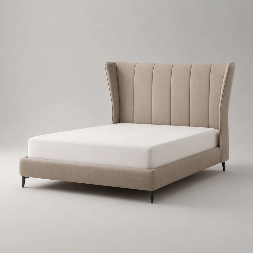 Letto matrimoniale imbottito beige con testiera alta, rete a doghe e gambe in metallo, per materasso 160 × 200 cm, dimensioni 180 × 218 × 120 cm