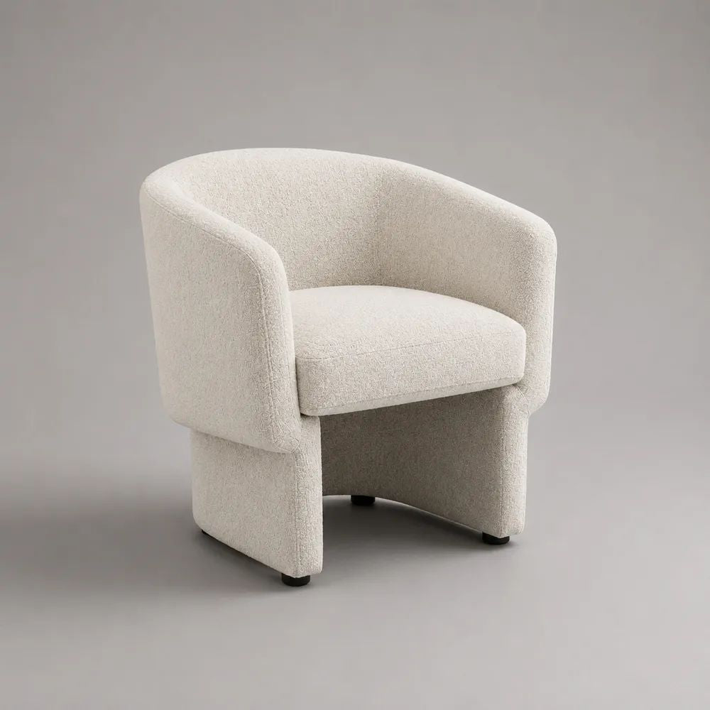 Poltrona imbottita in tessuto bianco crema con schienale curvo, 76 × 75 × 76 cm